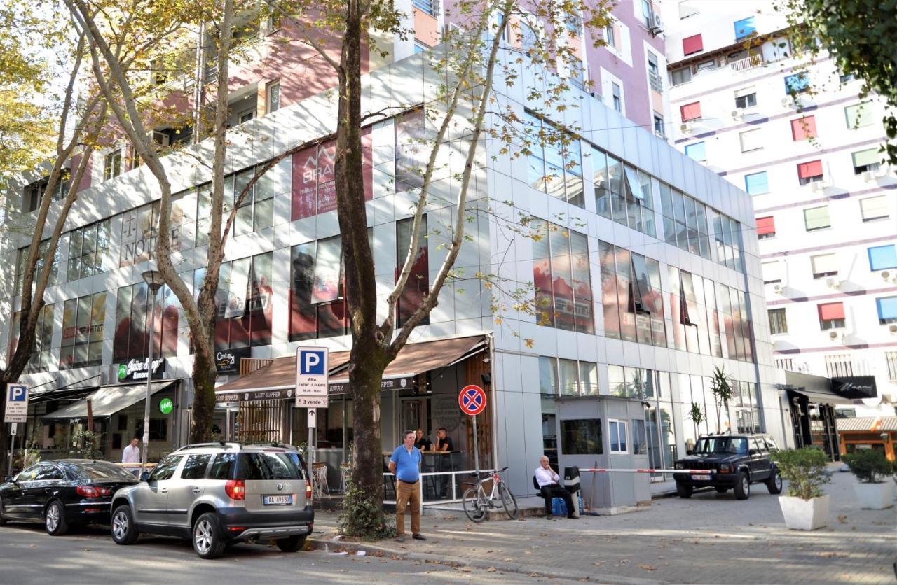 Haris Apartments Τίρανα Εξωτερικό φωτογραφία