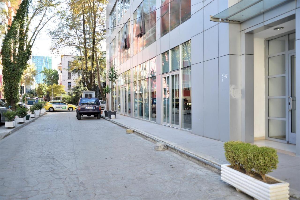 Haris Apartments Τίρανα Εξωτερικό φωτογραφία